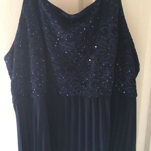 Maggie Barnes dress